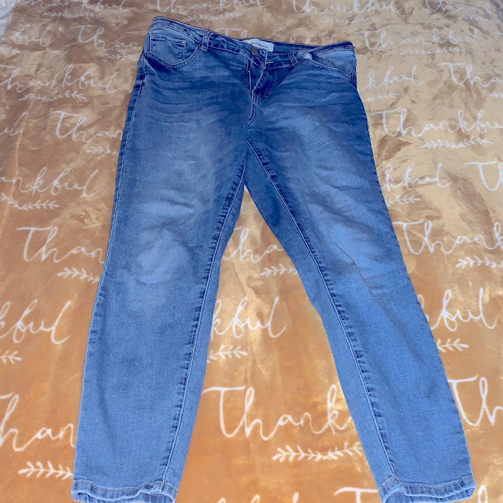 These jeans make your butt look PHAT